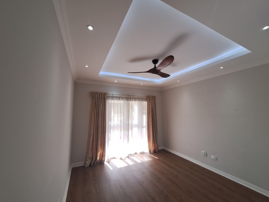 3 Bedroom Property for Sale in Greenstone Hill Gauteng