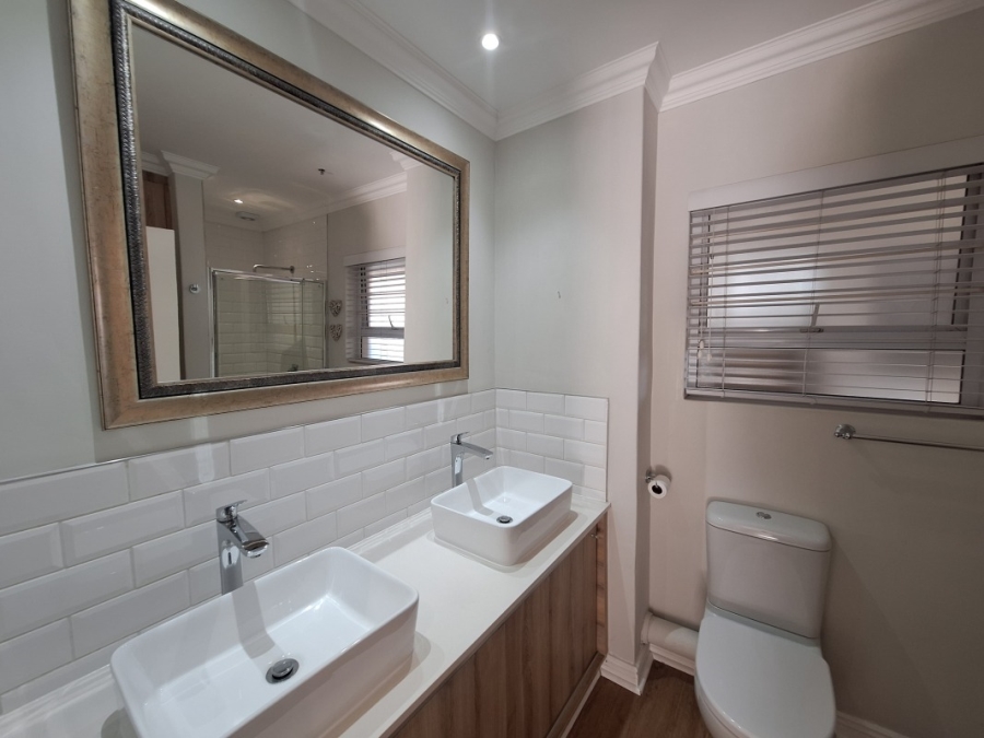 3 Bedroom Property for Sale in Greenstone Hill Gauteng