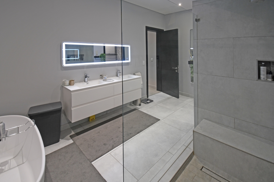 4 Bedroom Property for Sale in Bryanston Gauteng