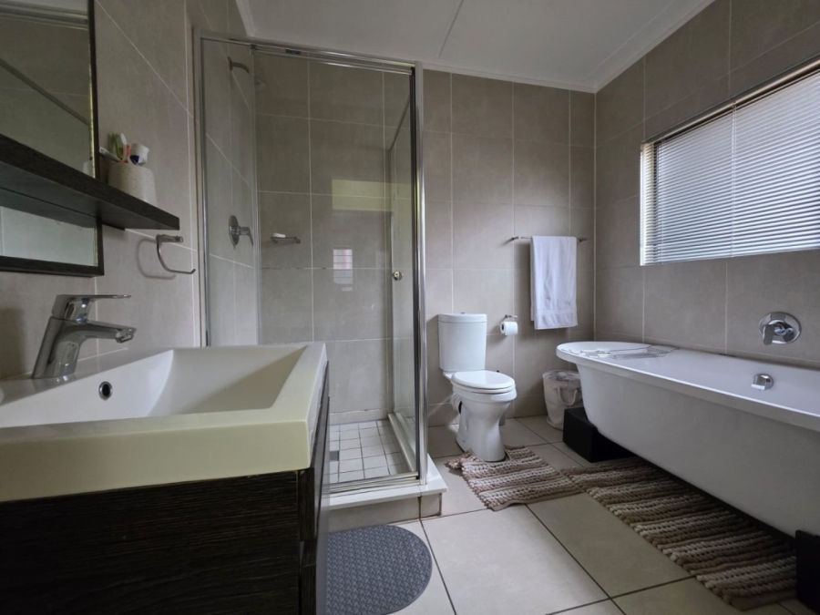 3 Bedroom Property for Sale in Modderfontein Gauteng