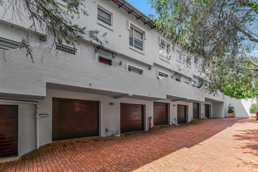 To Let 3 Bedroom Property for Rent in Rivonia Gauteng