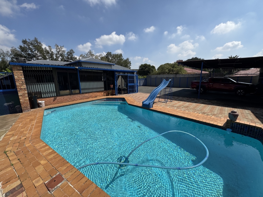 4 Bedroom Property for Sale in Dalview Gauteng