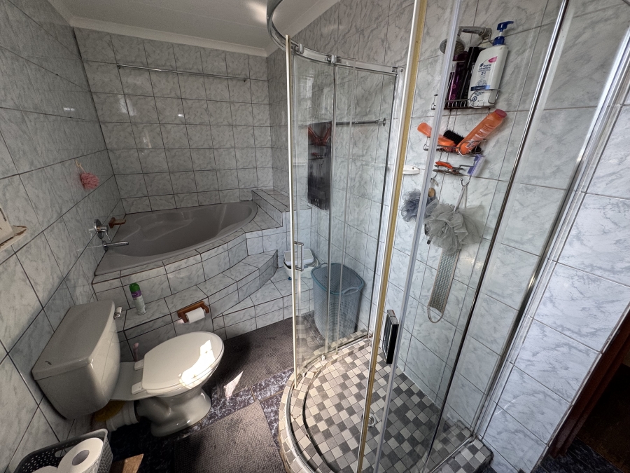 4 Bedroom Property for Sale in Dalview Gauteng