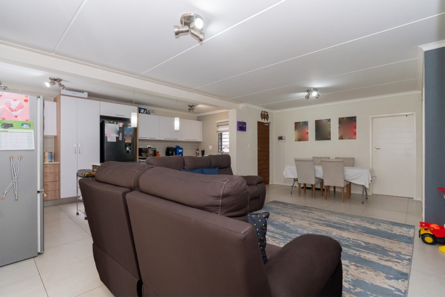 3 Bedroom Property for Sale in Modderfontein Gauteng