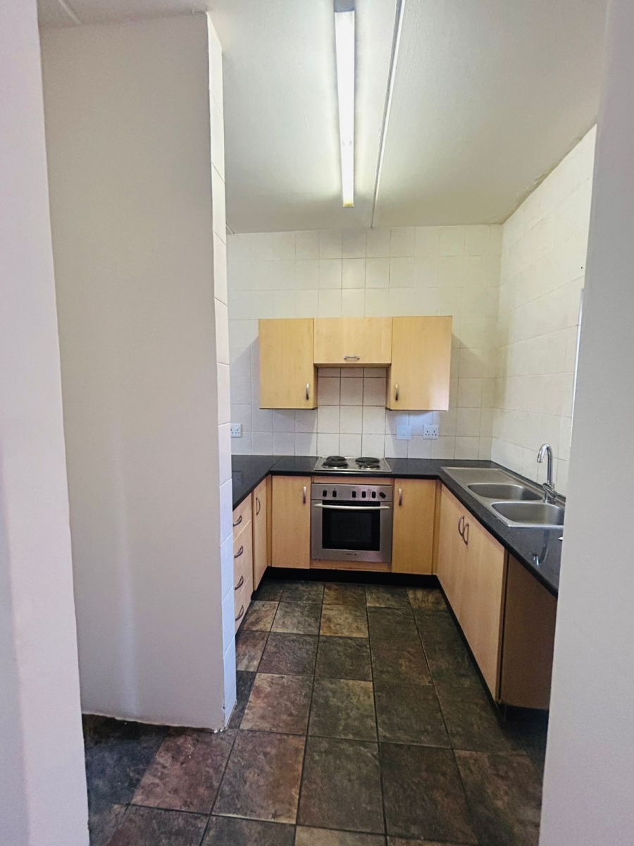 2 Bedroom Property for Sale in Lonehill Gauteng