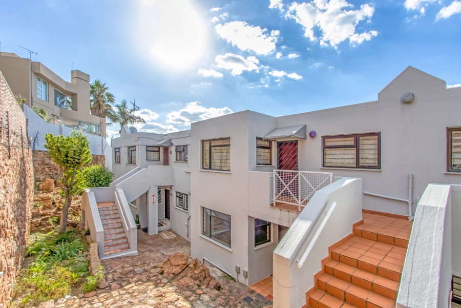 2 Bedroom Property for Sale in Northcliff Gauteng