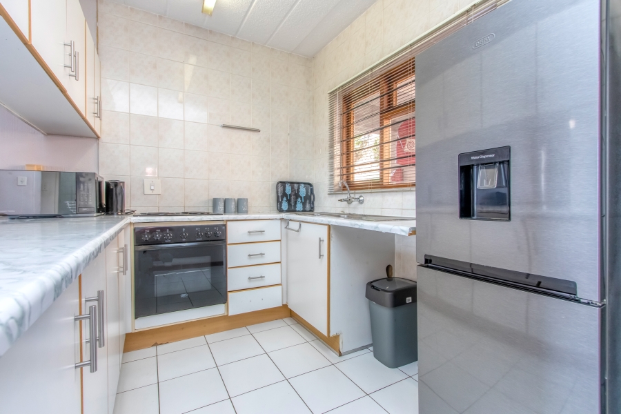 2 Bedroom Property for Sale in Northcliff Gauteng