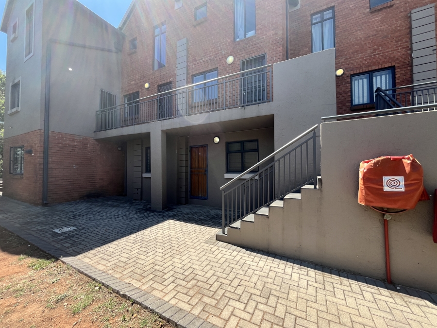 1 Bedroom Property for Sale in Cresta Gauteng