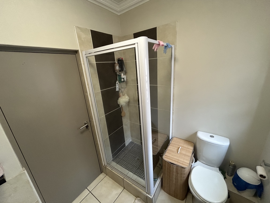 2 Bedroom Property for Sale in Bryanston East Gauteng