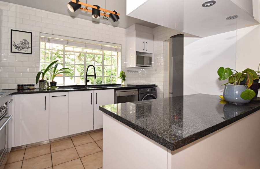 2 Bedroom Property for Sale in Ferndale Gauteng