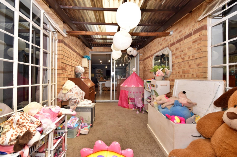 2 Bedroom Property for Sale in Ferndale Gauteng