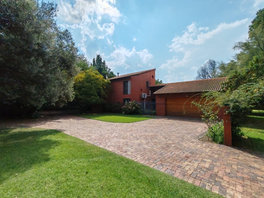 3 Bedroom Property for Sale in Three Rivers Proper Gauteng