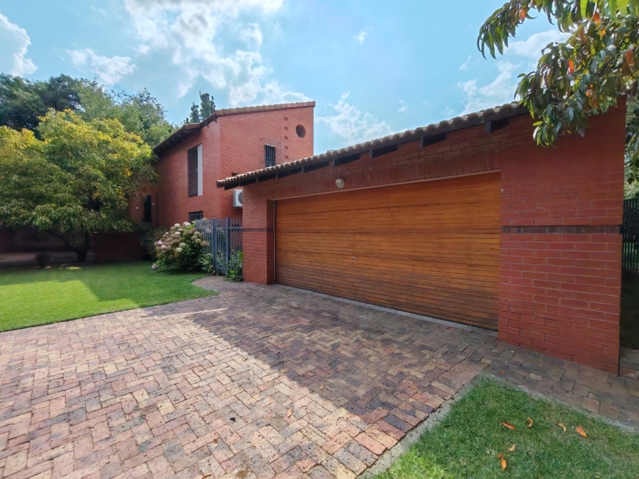 3 Bedroom Property for Sale in Three Rivers Proper Gauteng