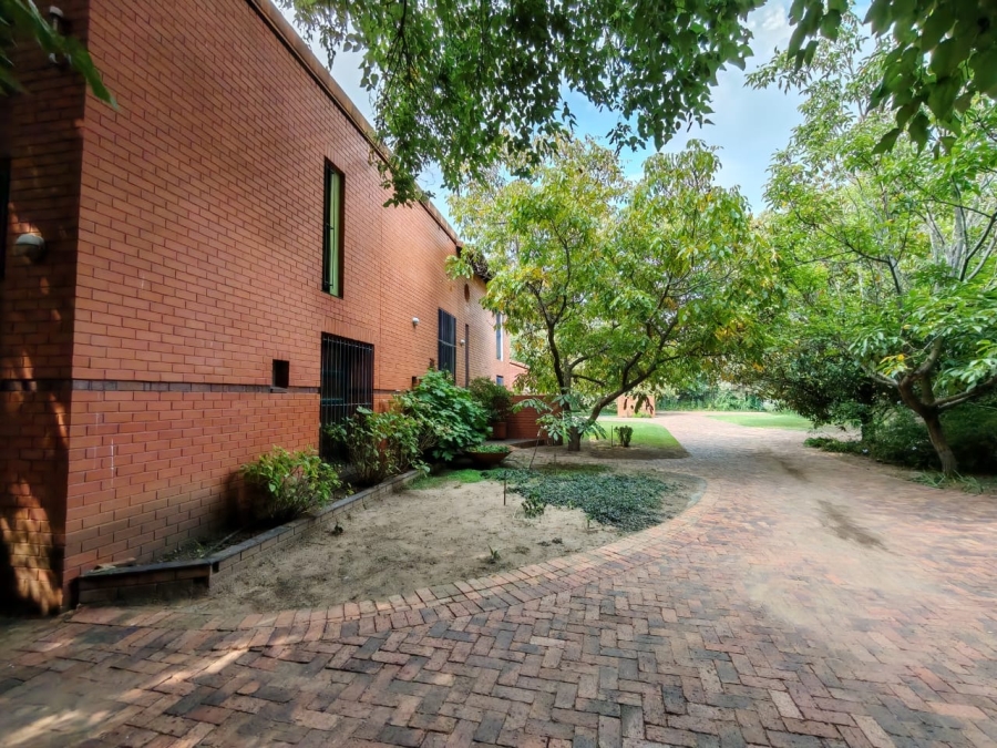 3 Bedroom Property for Sale in Three Rivers Proper Gauteng