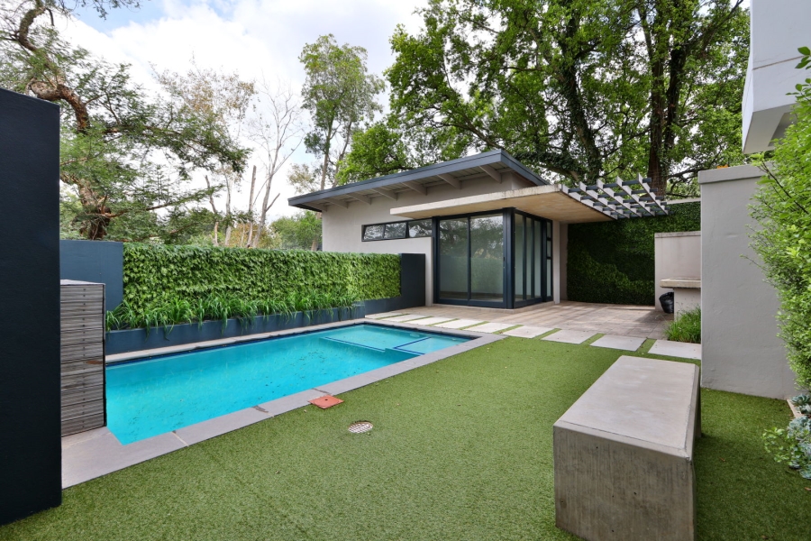 2 Bedroom Property for Sale in Rosebank Gauteng