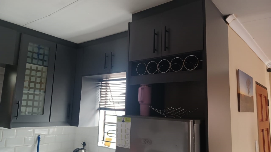 3 Bedroom Property for Sale in Olifantsfontein Gauteng