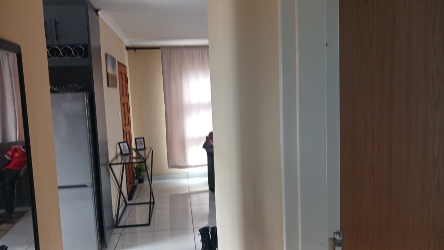 3 Bedroom Property for Sale in Olifantsfontein Gauteng