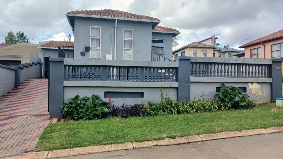 3 Bedroom Property for Sale in Olifantsfontein Gauteng