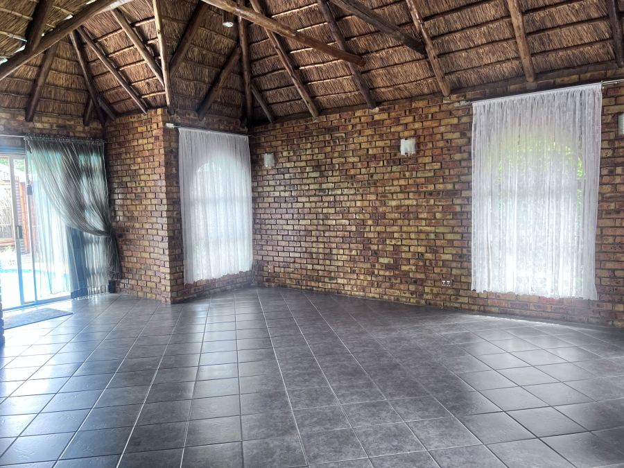 3 Bedroom Property for Sale in Crystal Park Gauteng