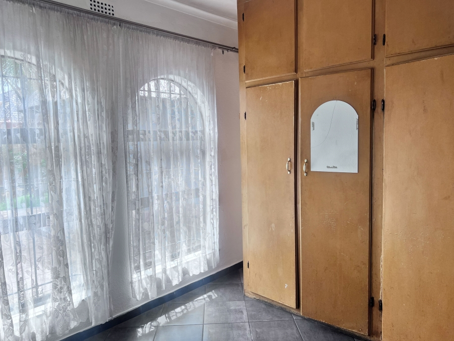 3 Bedroom Property for Sale in Crystal Park Gauteng