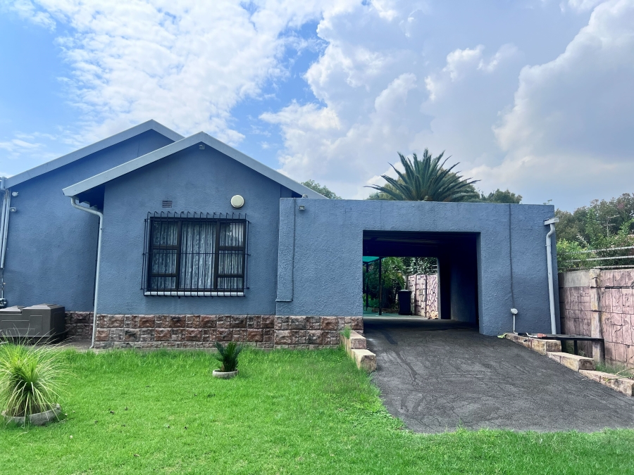 3 Bedroom Property for Sale in Crystal Park Gauteng