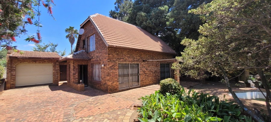 2 Bedroom Property for Sale in Birch Acres Gauteng