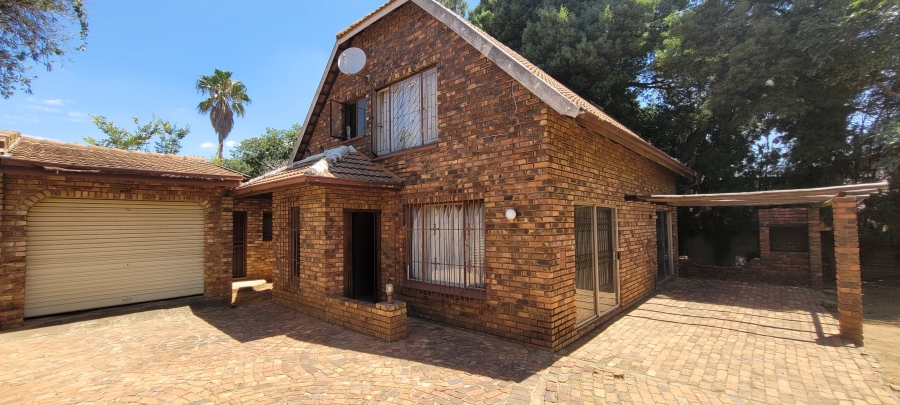 2 Bedroom Property for Sale in Birch Acres Gauteng