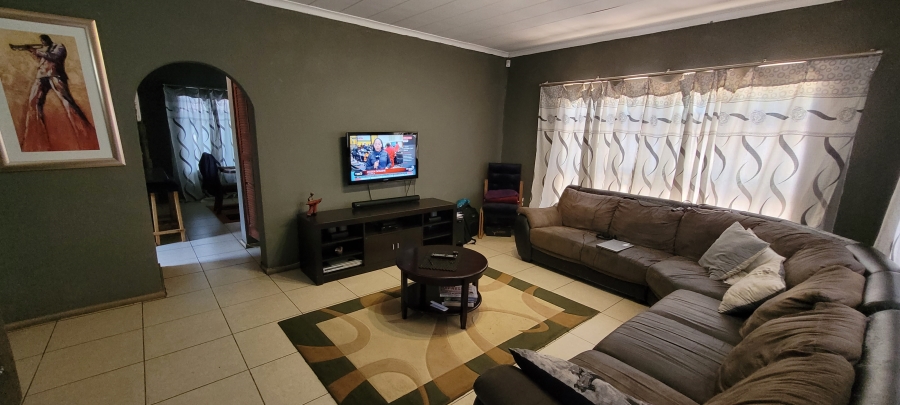 2 Bedroom Property for Sale in Birch Acres Gauteng