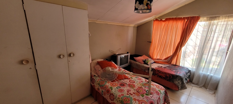 2 Bedroom Property for Sale in Birch Acres Gauteng