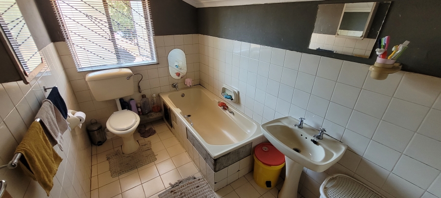 2 Bedroom Property for Sale in Birch Acres Gauteng