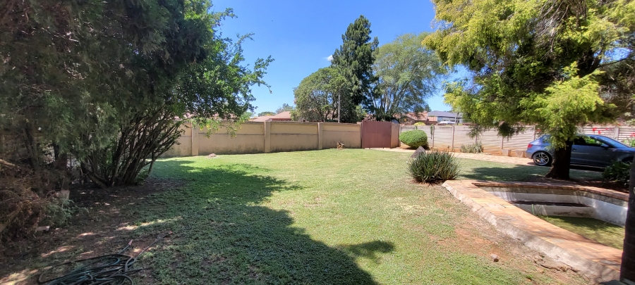 2 Bedroom Property for Sale in Birch Acres Gauteng