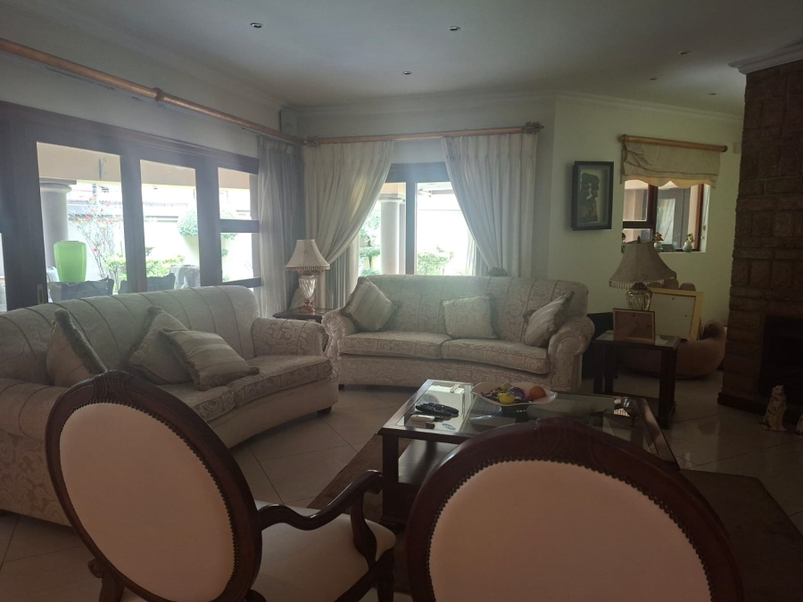 To Let 4 Bedroom Property for Rent in Bedfordview Gauteng