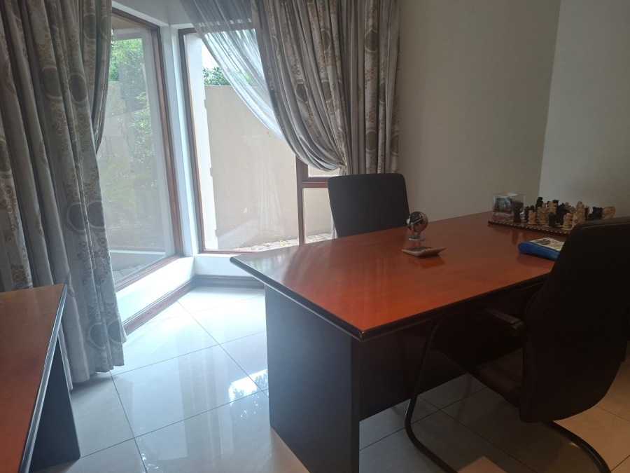 To Let 4 Bedroom Property for Rent in Bedfordview Gauteng