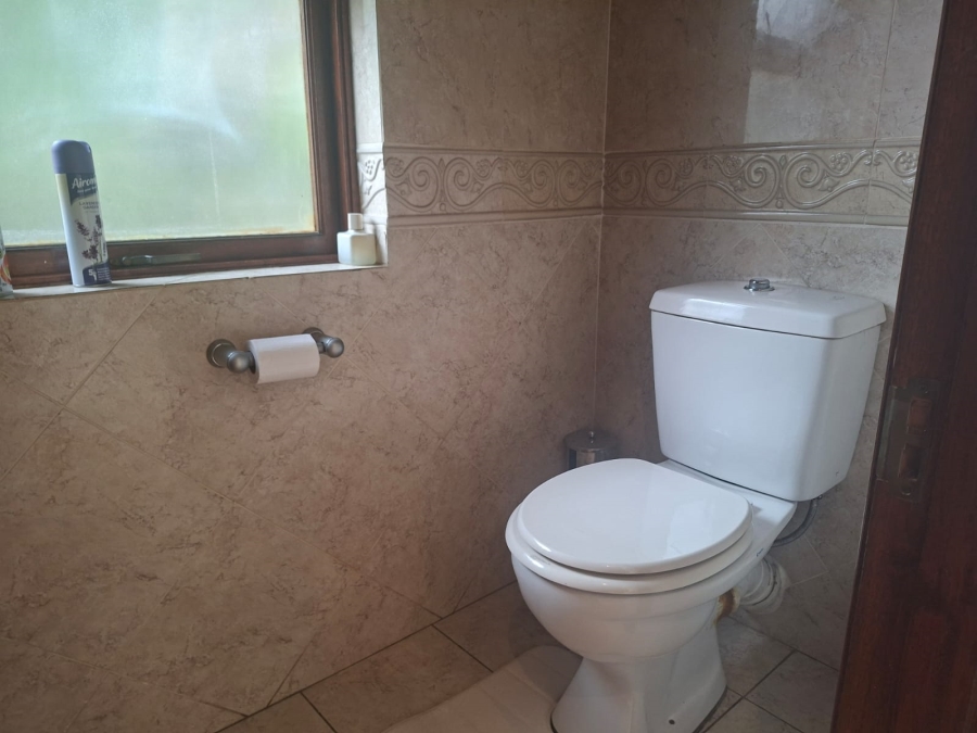 To Let 4 Bedroom Property for Rent in Bedfordview Gauteng