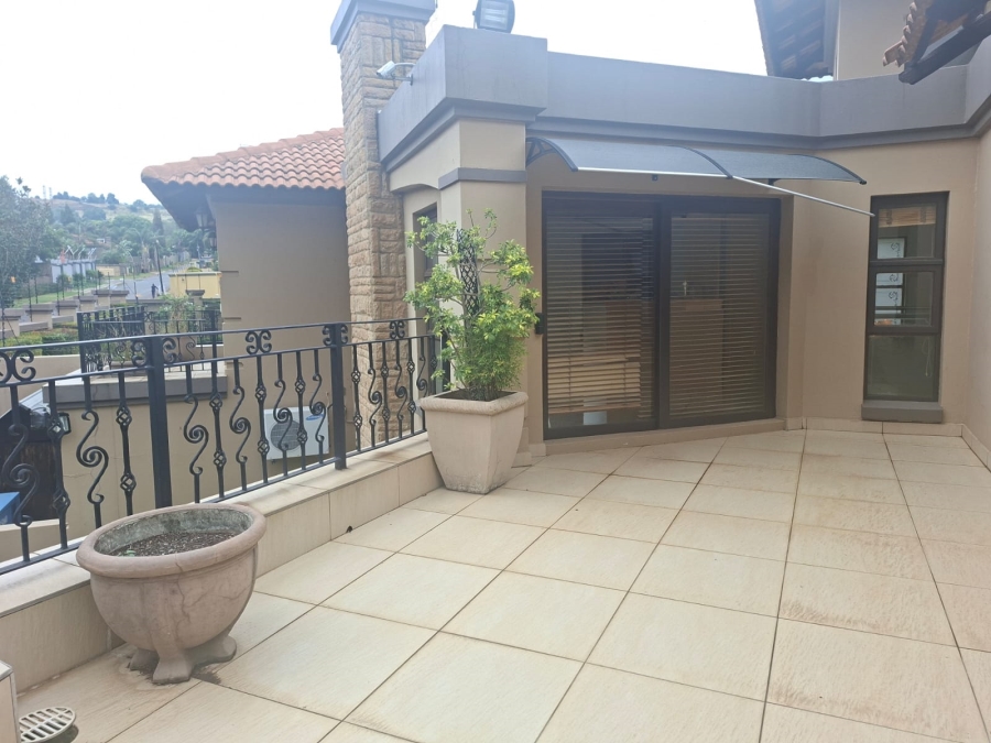 To Let 4 Bedroom Property for Rent in Bedfordview Gauteng