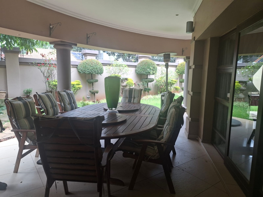 To Let 4 Bedroom Property for Rent in Bedfordview Gauteng