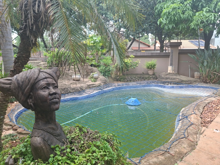 To Let 4 Bedroom Property for Rent in Bedfordview Gauteng