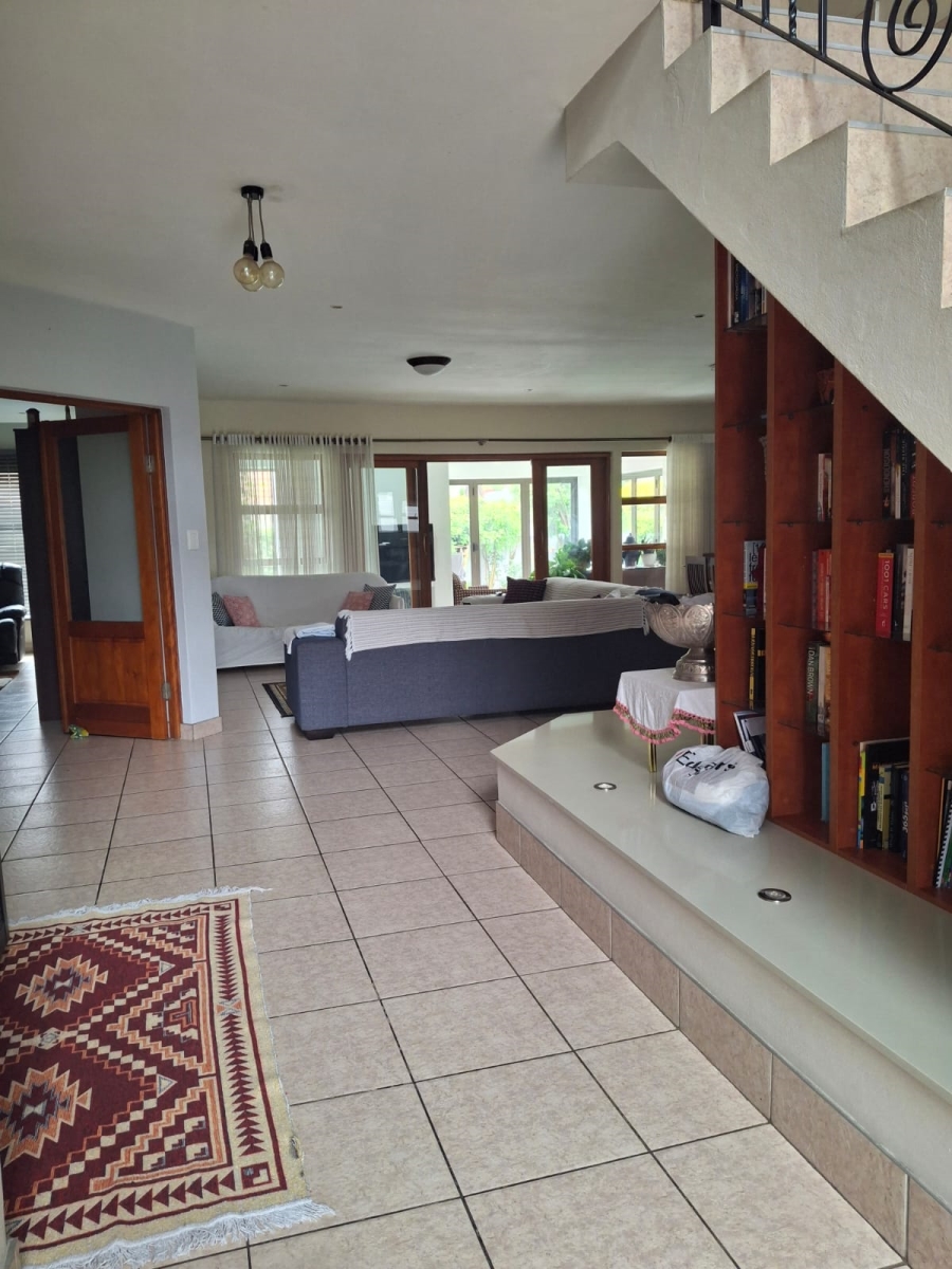 To Let 4 Bedroom Property for Rent in Greenstone Hill Gauteng