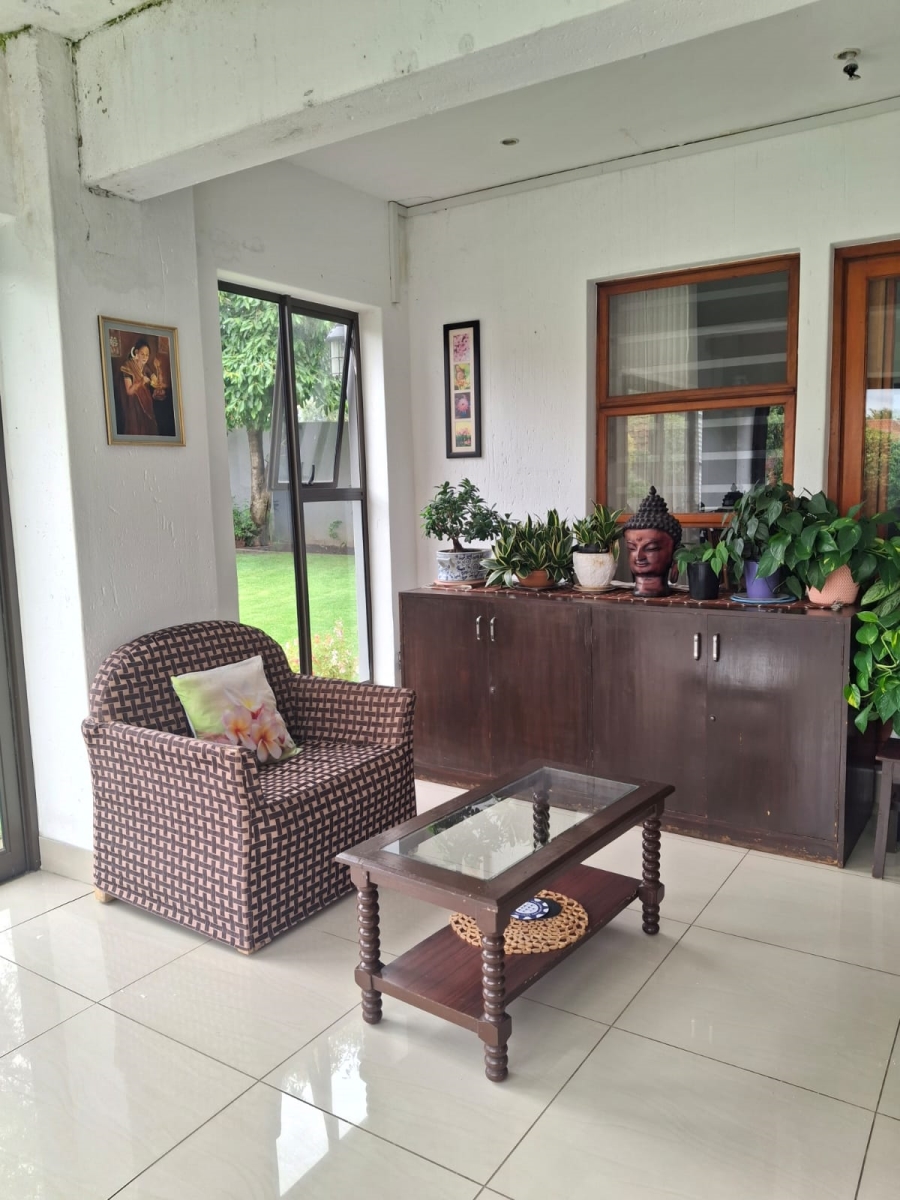 To Let 4 Bedroom Property for Rent in Greenstone Hill Gauteng