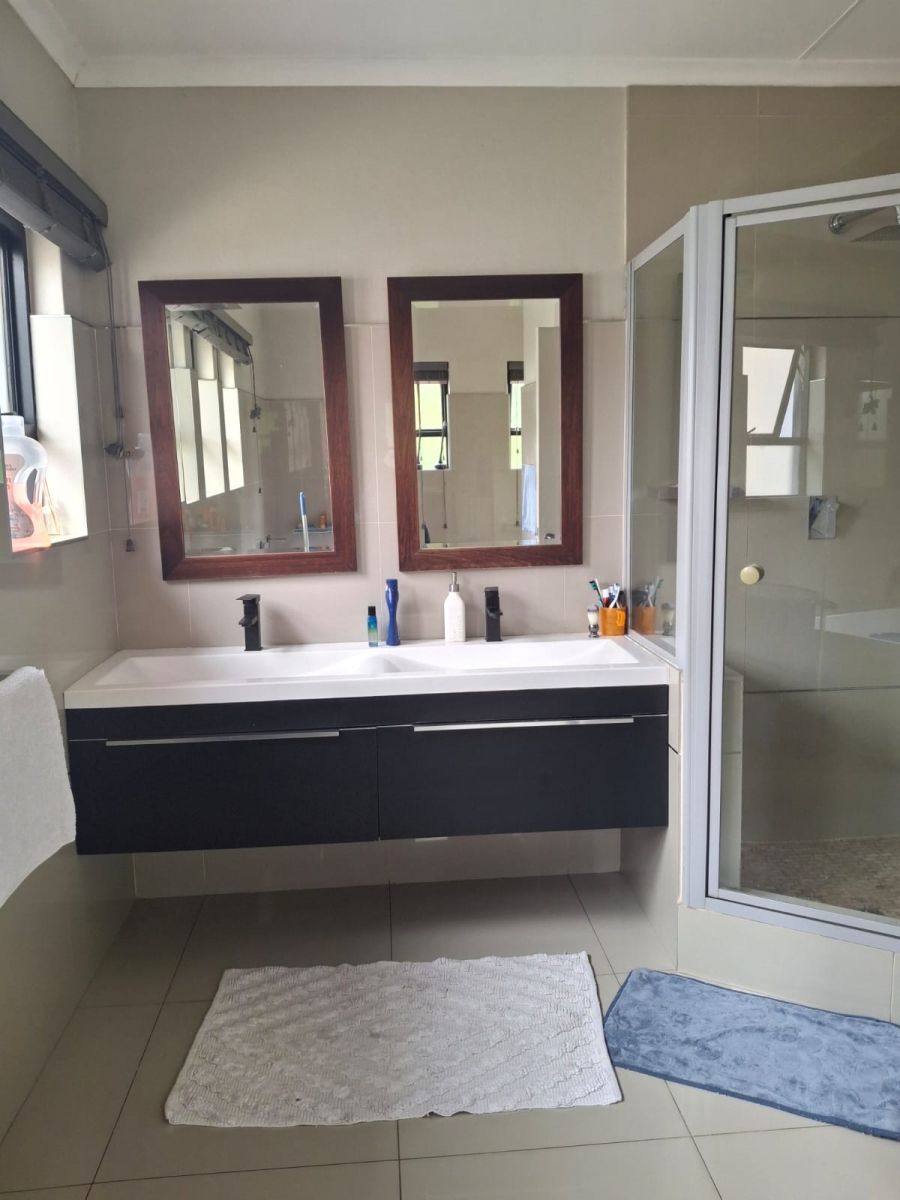 To Let 4 Bedroom Property for Rent in Greenstone Hill Gauteng