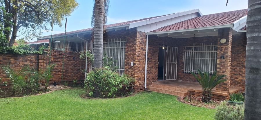 3 Bedroom Property for Sale in Edleen Gauteng