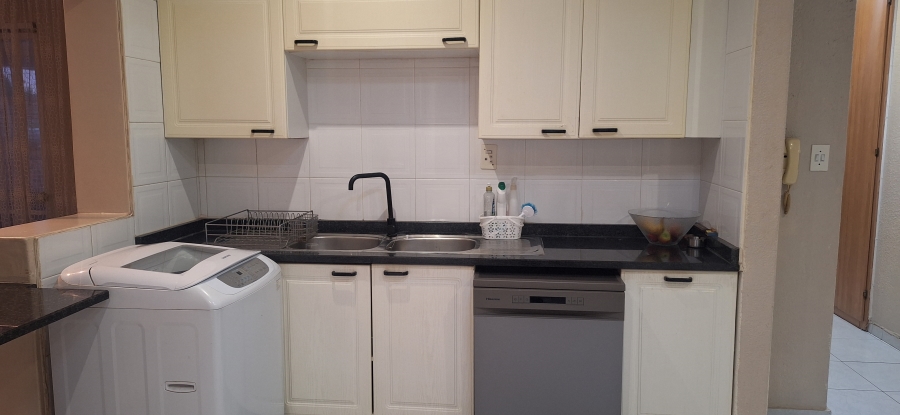 3 Bedroom Property for Sale in Edleen Gauteng