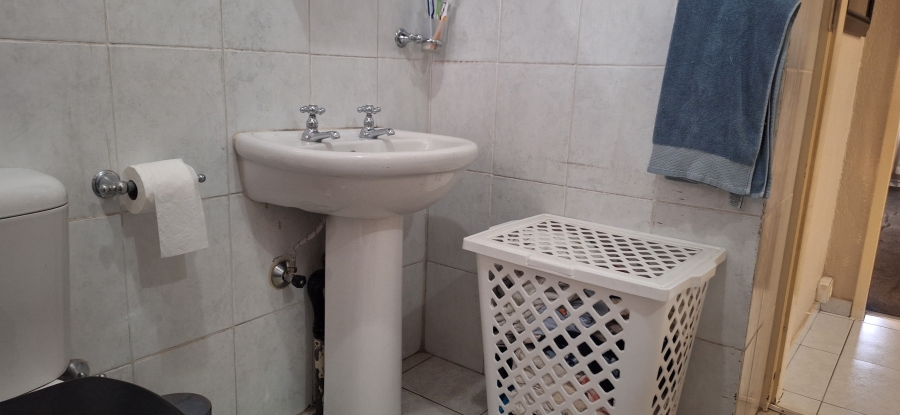 3 Bedroom Property for Sale in Edleen Gauteng