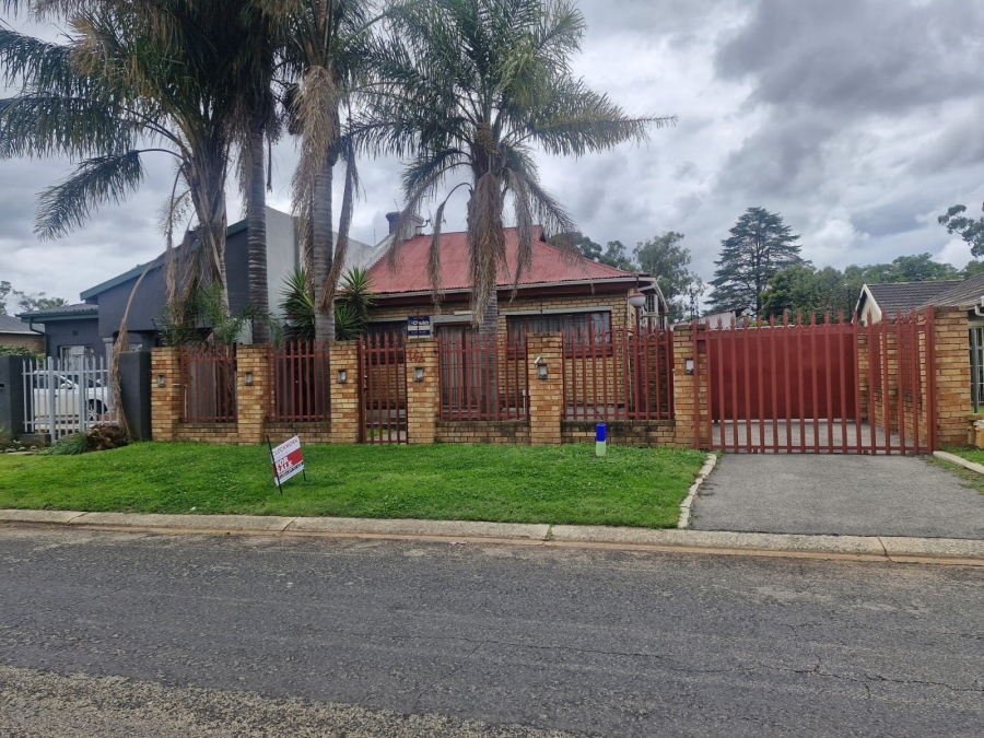 3 Bedroom Property for Sale in Rynsoord Gauteng