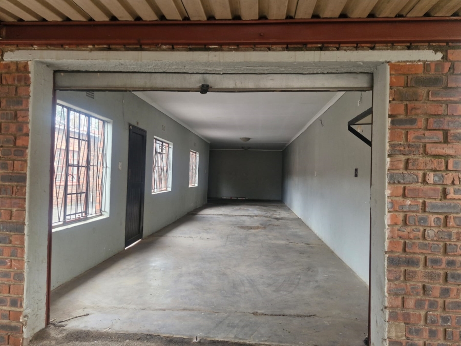3 Bedroom Property for Sale in Rynsoord Gauteng