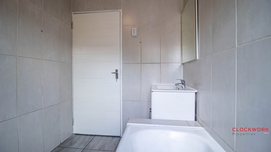 3 Bedroom Property for Sale in Rynsoord Gauteng