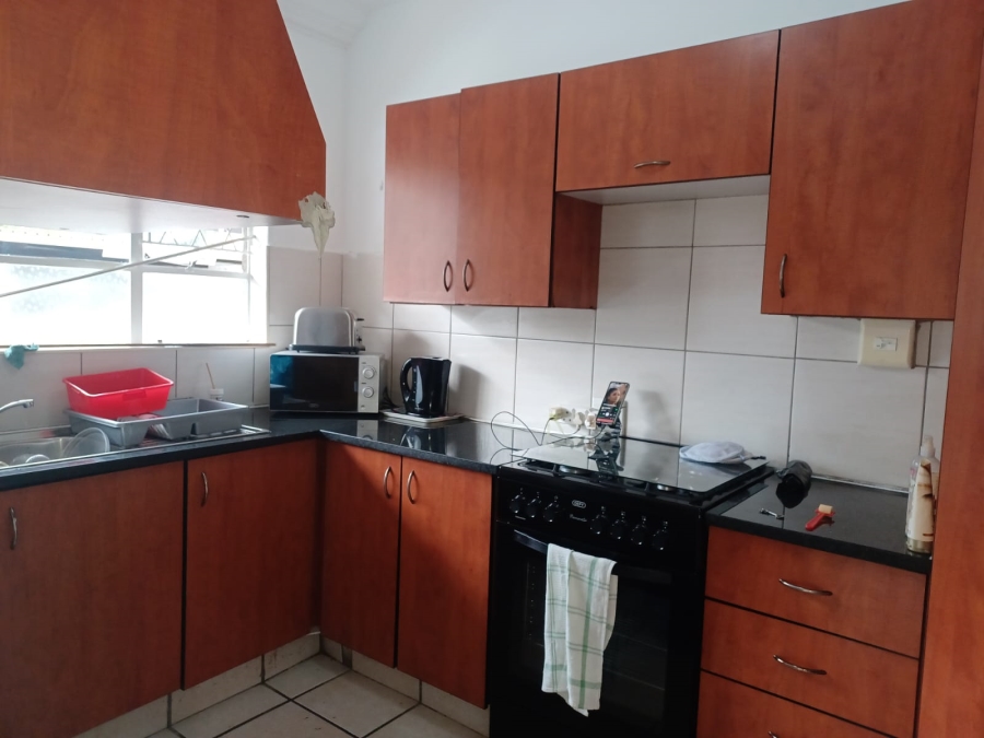 To Let 2 Bedroom Property for Rent in Croydon Gauteng