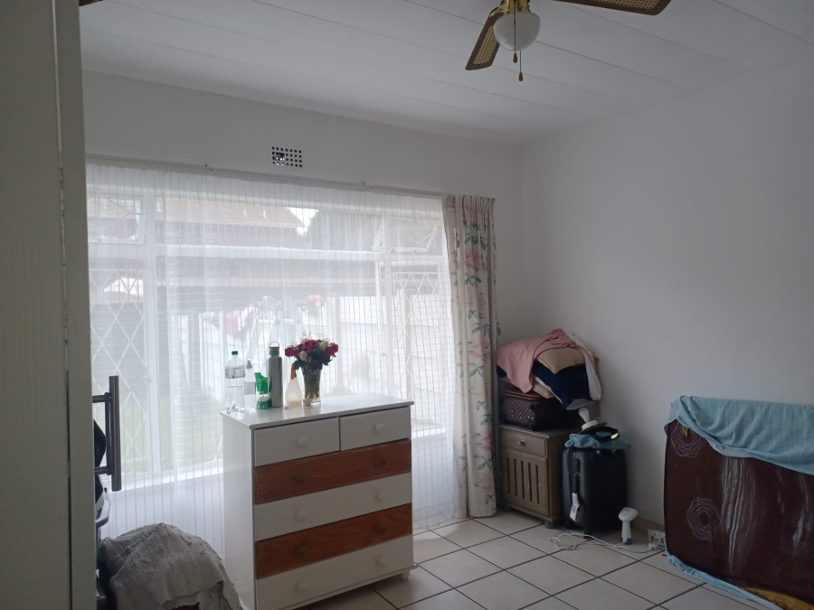 To Let 2 Bedroom Property for Rent in Croydon Gauteng