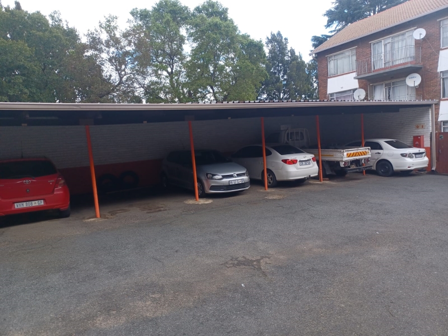 To Let 2 Bedroom Property for Rent in Croydon Gauteng