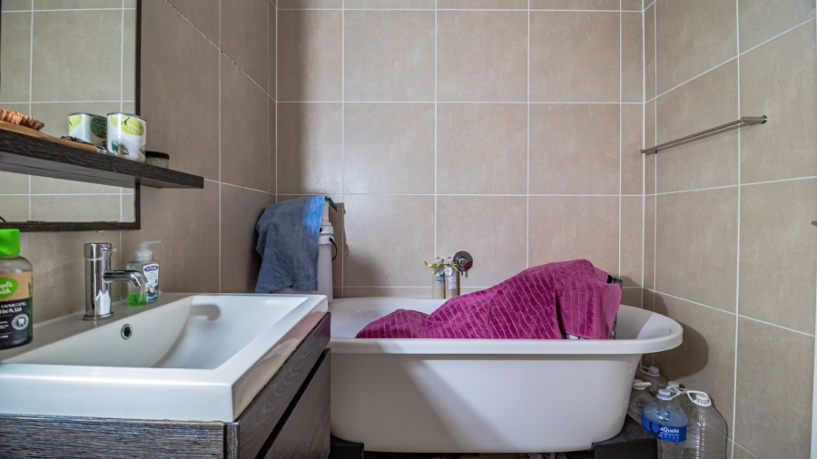 3 Bedroom Property for Sale in Greenstone Hill Gauteng